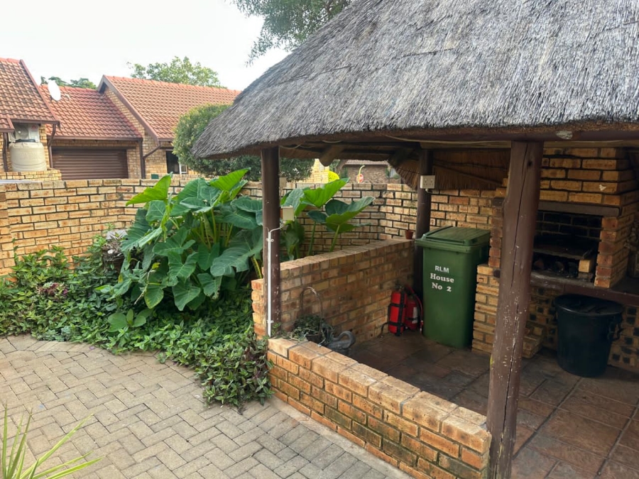 2 Bedroom Property for Sale in Safari Gardens North West